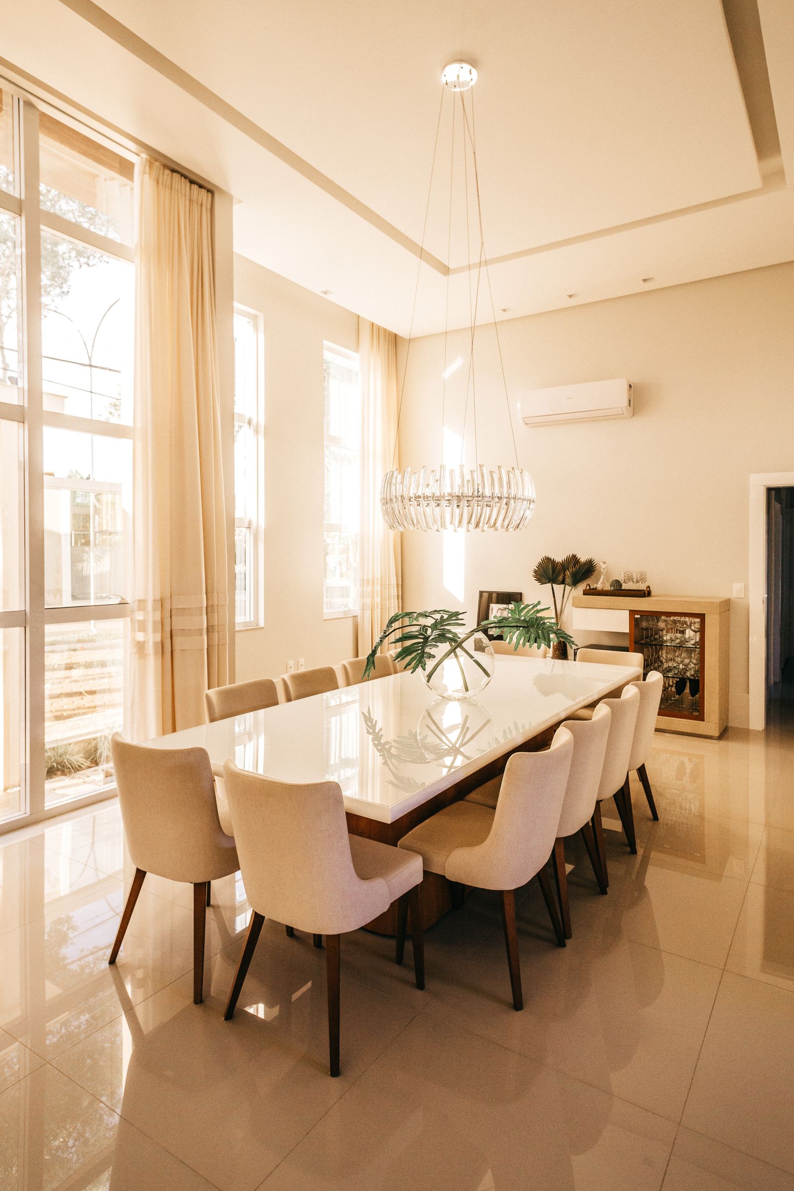 How to Choose a Color Scheme for Your Whole Home - featured