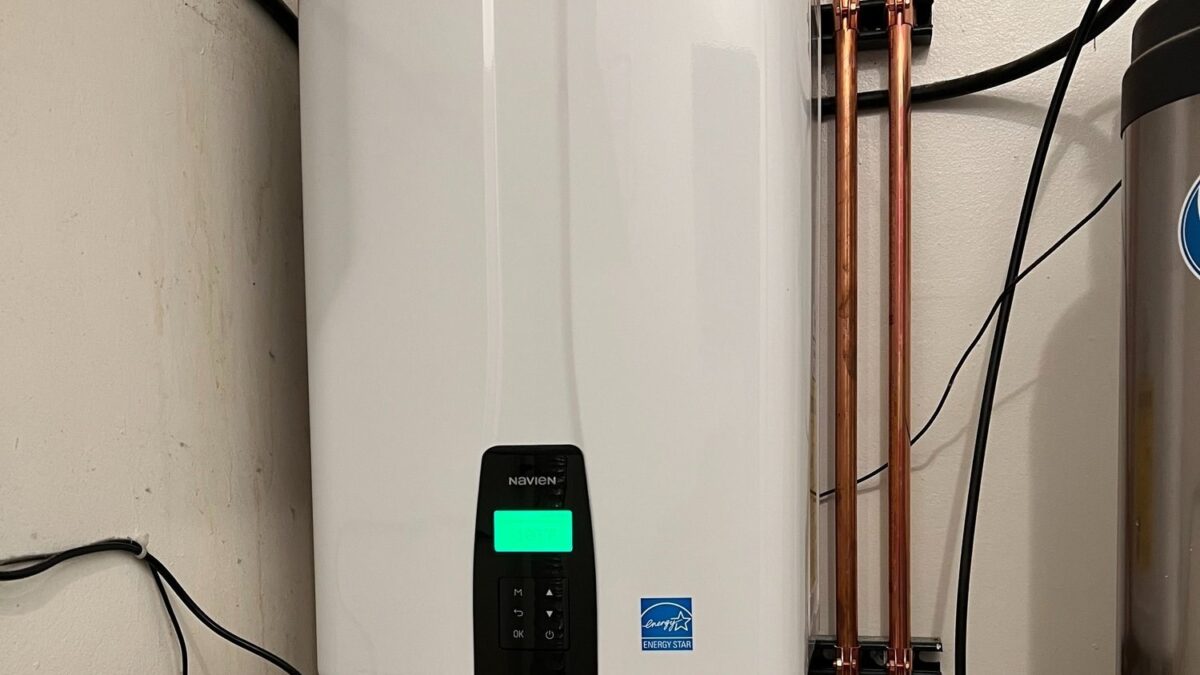 Tank vs Tankless Water Heaters: Costs, Pros, and Payback Compared - featured