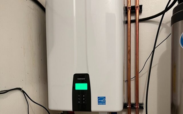 Tank vs Tankless Water Heaters: Costs, Pros, and Payback Compared - featured